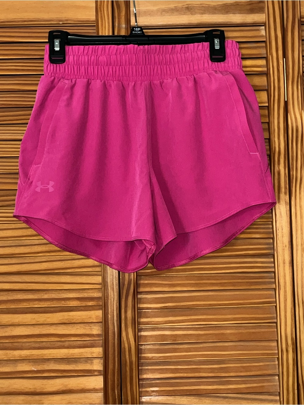 Under Armour Pink Flex Woven Short 3” Inseam Size Small New with Tags